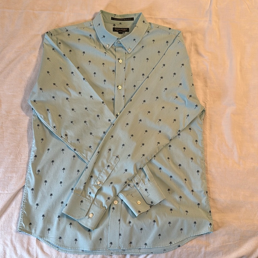 Banana Republic casual button down shirt